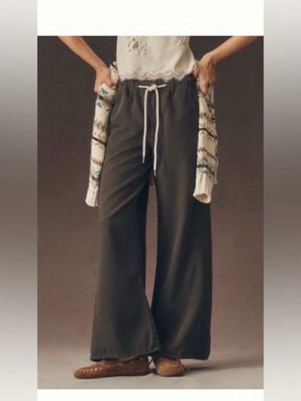 Pilcro Adi Pull On Mid Rise Flare Pants